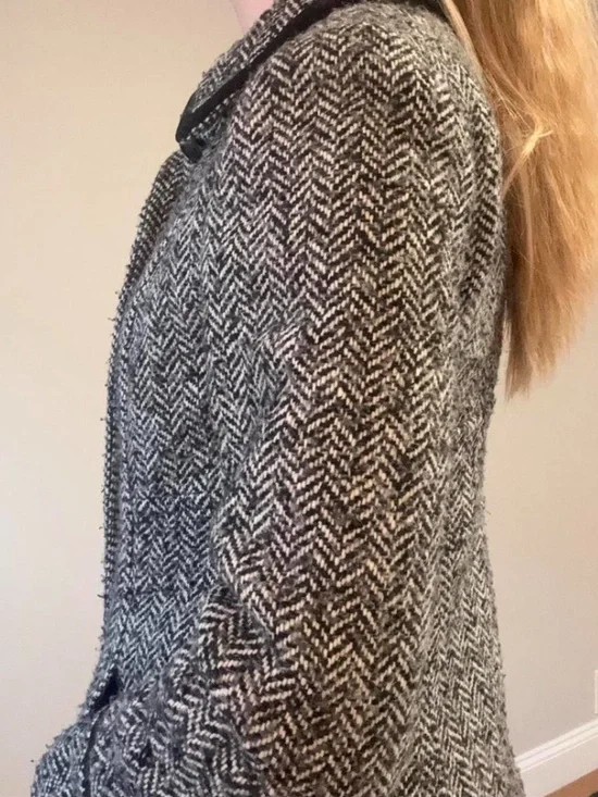 Tailored Herringbone Wool-Blend Coat in Gray - Picture 4 of 6